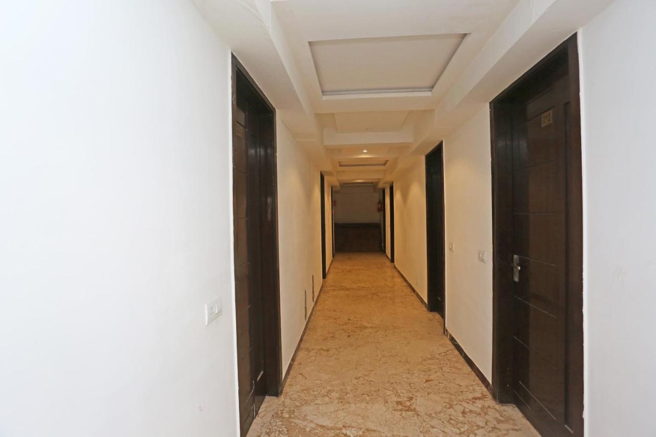 Oyo 18422 Central Grand Belanganj 外观 照片