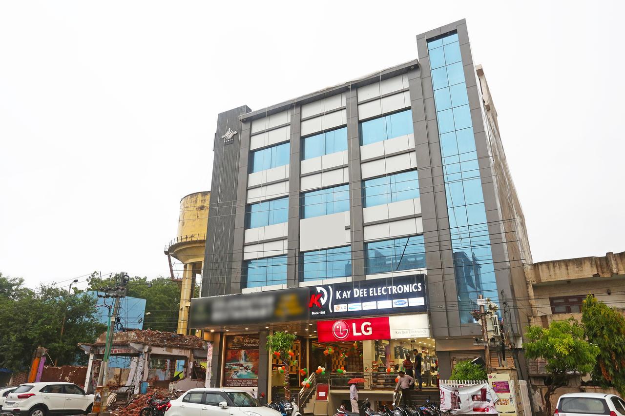 Oyo 18422 Central Grand Belanganj 外观 照片